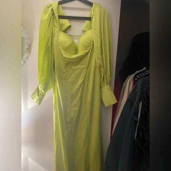 Hanifa ‘Nailah’ Resort Collection Gown - Picture 2 of 6